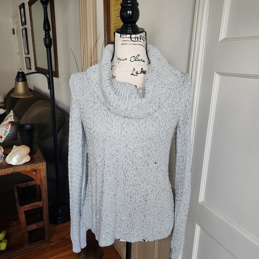 Banana Republic Light Gray and Silver Metallic Cowl Neck Sweater Sz M